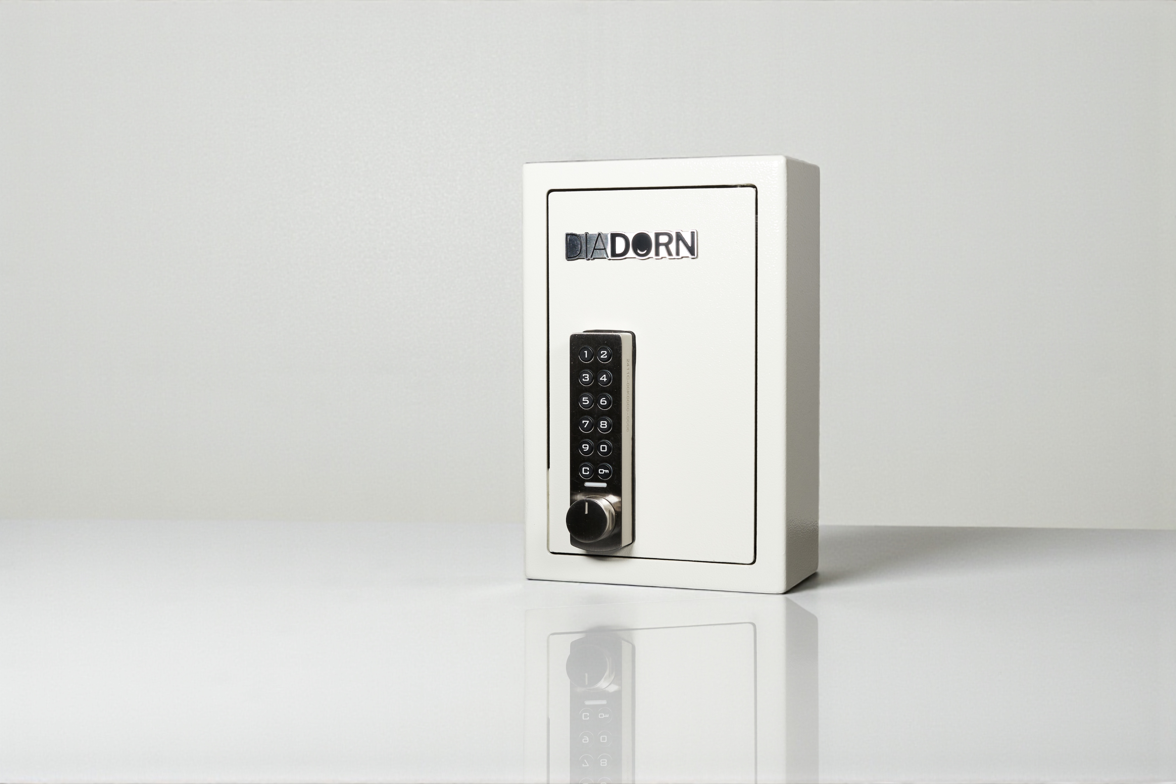 Kompakter Wertsachen-Safe | Handy Tresor | Schlüsselsafe| mit PIN-Code-Schloss